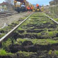 Dve vesti sa Železničke stanice Pirot! Prva! Počeli radovi, uklanja se šesti kolosek! Druga! Đeramci, nema više šestog…