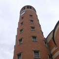 I Beograd ima krivi toranj, pomerio se više od metar od svoje ose - da li je opasnost za prolaznike