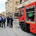 Kragujevački vatrogasci se dobro opremili: Pogledajte novo specijalno vozilo – DAF, cisternu kapaciteta 7.000 litara (foto)