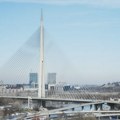 Opasan trend se širi među mladim korisnicima društvenih mreža: Zbog lajkova se penju na vrh Mosta na Adi, a jedan pogrešan…