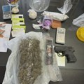 Uhapšen muškarac kod Bačke Palanke: Osumnjičen za trgovinu narkoticima, pronađen i nelegalni pištolj
