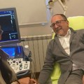 Novak Đoković se slikao sa poznatim profesorom i doktorom, rekreirali su fotografiju iz 2011. godine