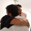 Rijera zagrlio Navara posle prve pobede Zvezde u EL, kamere uhvatile poseban trenutak za istoriju