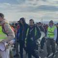 Jedna kolona studenata-pešaka stigla u Žagubicu, druga polazi sutra iz Gornjeg Milanovca VIDEO