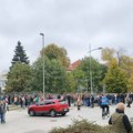 Istorijska izlaznost u Vojvodini do 16 časova: "Potrošeni sprejevi i baterije za lampe"