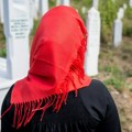 Oskrnavljeno nekoliko muslimanskih grobova na groblju Lešće
