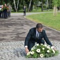 Počast svakom životu datom za našu slobodu: Žarko Mićin, gradonačelnik Novog Sada na obeležavanju 9. maja-Dana pobede…