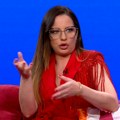 "Muž je maltretirao, razbila je staklo i pobegla" Naša voditeljka pred emisiju pretrnula od straha: Suočila se sa mučnom…