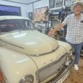 Neverovatan podvig: Petar sa svojim "volvom" starim preko 60 godina kreće na dug put, evo gde će se zaputiti