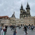 Protesti u Pragu zbog ukidanja pretplate za javni servis, novinarske organizacije zabrinute