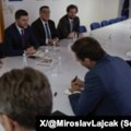 Лајчак косовској опозицији објаснио нацрт статута Заједнице, папир нису добили