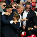 Suspenzije agenata Tajne službe zbog atentata na Trumpa