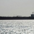 Britanija novim sankcijama cilja 135 ruskih tankera „flote u senci” i dve firme