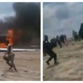 Zapalio se avion pun državnih zvaničnika! Snimljeno kako iskaču iz letelice da bi spasli živu glavu (video)