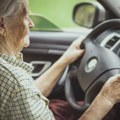 VAŽNE informacije za starije vozače! Ovo su uslovi i procedura za produženje vozačke dozvole