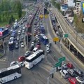 Užasne gužve na Autokomandi i Pančevačkom mostu: Kolone duge i po nekoliko stotina metara - ozbiljan jutarnji špic za kraj…