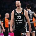 Gotovo: Kalates u crno-belom!