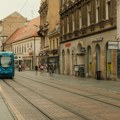 ZET-ovi tramvaji i busevi opet voze, odvozi se otpad