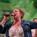 Ana bekuta ostavila sve bez teksta: Pevačica nastupila na "Gročanskim svečanostima" (foto)