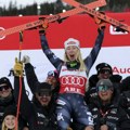 Nezaustavljiva na ski stazi: Mikaela Šifrin najbolja u slalomu u Zalbahu