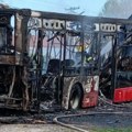Jeziva fotografija autobusa nakon gašenja požara kod Loznice: Ostao samo kostur vozila