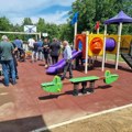 Leskovačko naselje Podrum dobilo igralište za decu uzrasta do 9 godina