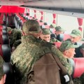 Još jedna razmena zarobljenika: Zelenski: "307 vojnika vraćeno kući, očekujemo da se proces razmene nastavi sutra"