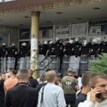 Studenti ušli na Državni univerzitet, policija se povukla