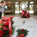 Muškarac bacio Molotovljev koktel na Kuću cveća