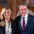 Žena grčkog premijera doživela nesreću: Hitno operisana, evo u kakvom je stanju