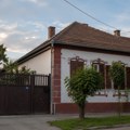"Komšija je ovo stavio na kuću, kako mogu d aga tužim": Javno iskritikovao susede, pa izazvao haos na mrežama - "Au, jad i…
