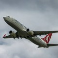 Bez vazduha ostalo 165 putnika, nekima tekla krv iz nosa! Nezapamćena drama u avionu, naređeno hitno sletanje: "Flašica s…