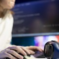 "Tehnologija prirodno menja svaku industriju": Da li je veštačka inteligencija kriva za sve više otkaza u IT sektoru?