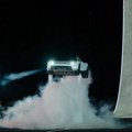(Video) Spektakl na predstavljanju nove Tesle! Auto se popeo na rampu, okrenuo naopačke pa poleteo: "Nećete verovati…