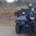 Kurtijeva policija uhapsila Srbina koji je krenuo na sahranu: Lazara izvukli iz kolone, nastavlja se teror na severu KiM