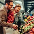 Država čuva potrošače Cene osnovnih namirnica ostaju zamrznute i u januaru