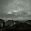 Sivi oblaci nad Beogradom! Stiže snažno nevreme i jaka grmljavina, hitno se oglasio RHMZ!