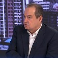 "Protesti u crnoj gori imaju isti pelcer kao u Srbiji": Ivica Dačić: U novogodišnjoj noći 1.500 policajaca bilo na ulicama