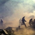 Na ivici oružanog sukoba; Granice zatvorene, civile spremaju za rat