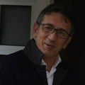 Žiki jakšiću u bolnici oduzet telefon Pevač zbog njega stigao iz Nemačke, zabrinut za stanje voditelja!