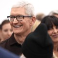 Apple dodatno ulaže 100 milijardi u SAD