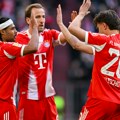 Bajern se igra fudbala; Spektakl u derbiju Rajne i goleada u Hajdenhajmu