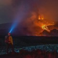 Etna peti dan izbacuje pepeo, zatvoren aerodrom u Kataniji
