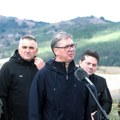 Вучић о војном року, звучном топу и суђењу Тачију