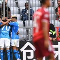 Fudbaleri Napolija pobedili golom u 90+6. minutu i prekinuli lošu seriju