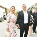 (Foto) udala se u 44.: Godini, sada živi u dvorcu Biljana Sečivanović sa mužem došla na svadbu kod koleginice - Svi…