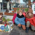 "Rodila mama sebi Obiliće": Sinovi uoči Božića prodavali badnjake na hladnoći kako bi pomogli bolesnoj majci
