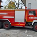 Drama u Novom Sadu: Požar zahvatio potkrovlje zgrade, dim kulja na sve strane