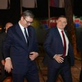 Kako Vučić i Dodik vuku Trampa za nogavicu