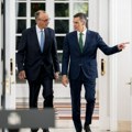 Tramp posvađao saveznike u EU: Madrid oštro kritikovao nemačkog kancelara Merca